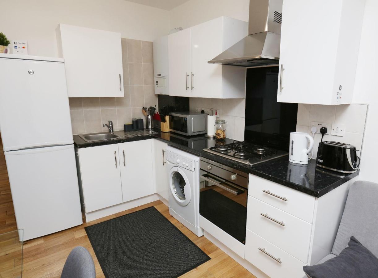 Luxurious Apartment "N22" 런던 외부 사진